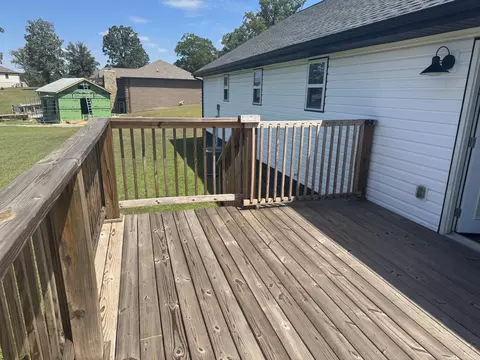 Exterior - 136 Martin Rd, Corbin, KY 40701 photo 5 of 6