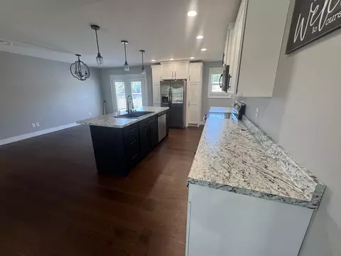 Kitchen - 136 Martin Rd, Corbin, KY 40701 photo 2 of 7