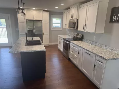 Kitchen - 136 Martin Rd, Corbin, KY 40701 photo 6 of 7
