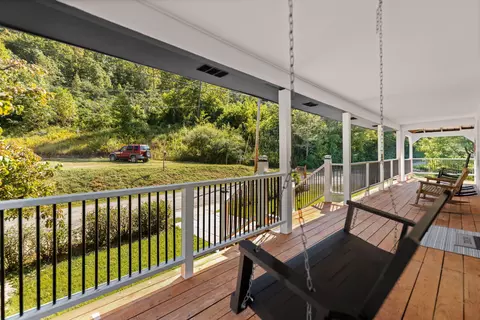 183 Big Branch Rd, Jackson, KY 41339 photo 3