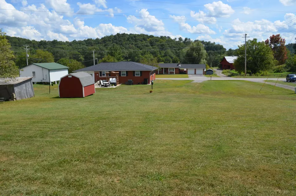 Exterior - 3648 Ky-3630, Annville, KY 40402 photo 3 of 14