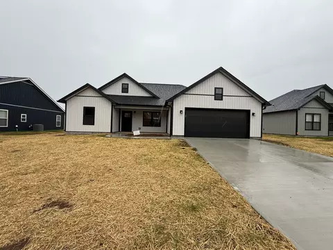 414 Pinehurst Way, Harrodsburg, KY 40330