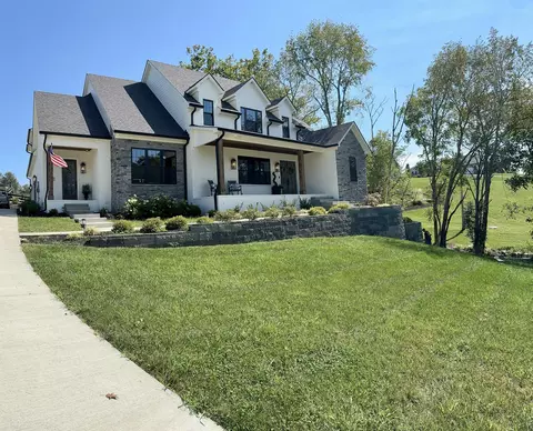 427 Avawam Dr, Richmond, KY 40475