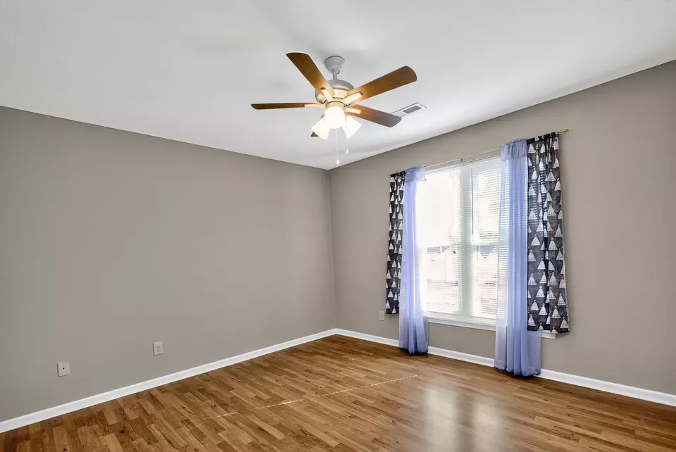 Bedroom - 101 Tom Spragens Rd, Danville, KY 40422 photo 3 of 6
