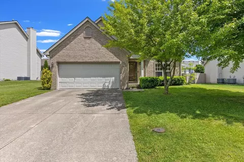 113 Kenton Ct, Nicholasville, KY 40356