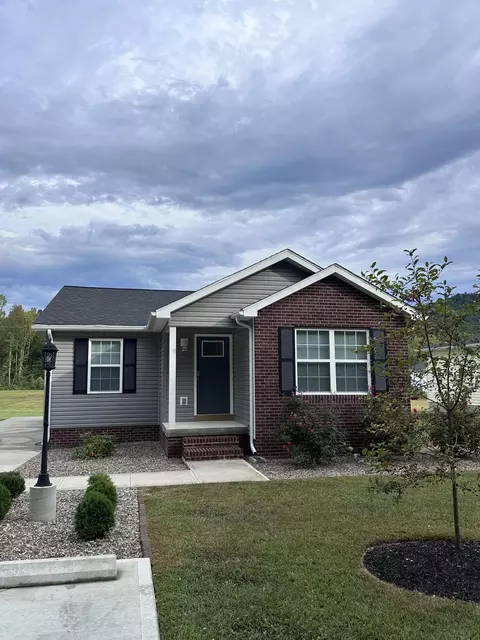 205 Mynhier Rd, Morehead, KY 40351