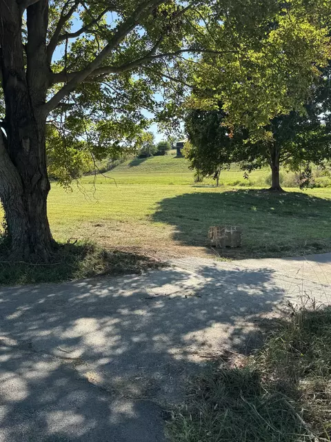 322 Locust Fork Rd, Stamping Ground, KY 40379