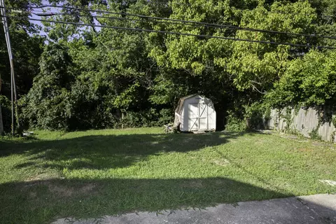 995 Tatesbrook Dr, Lexington, KY 40517
