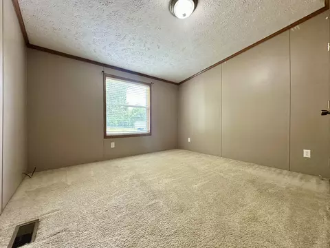 37 Hall Cir, Gray, KY 40734 photo 21