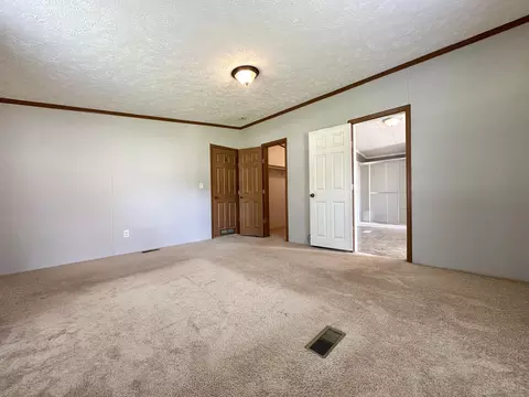 37 Hall Cir, Gray, KY 40734 photo 13