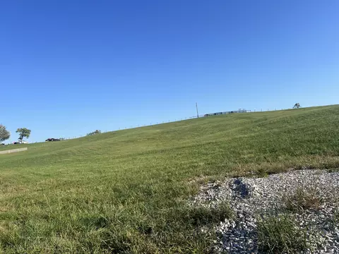 1301 Glensboro Rd # -2, Lawrenceburg, KY 40342