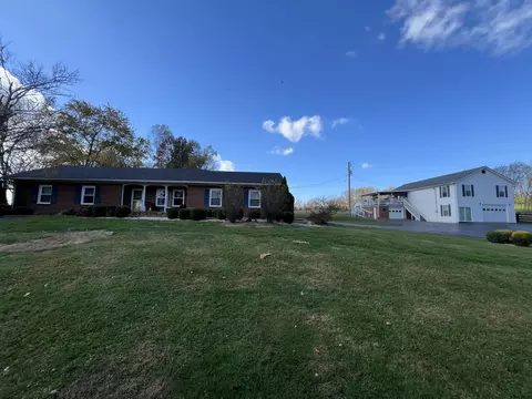 1953 Cabin Creek Rd, Winchester, KY 40391