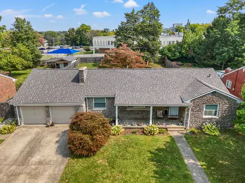 537 Springhill Dr, Lexington, KY 40503