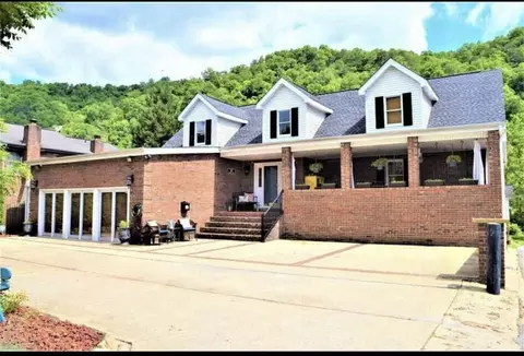 167 Wolford St, Pikeville, KY 41501