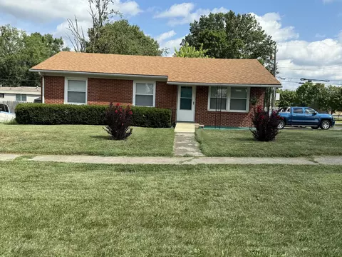 139 E Showalter Dr, Georgetown, KY 40324