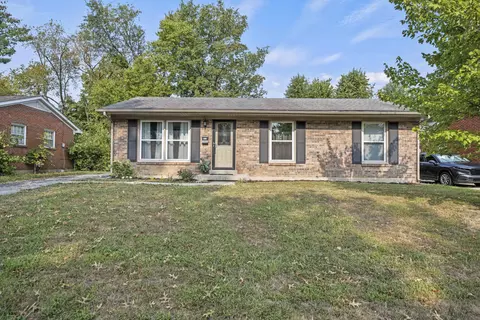 3553 King Arthur Dr, Lexington, KY 40517