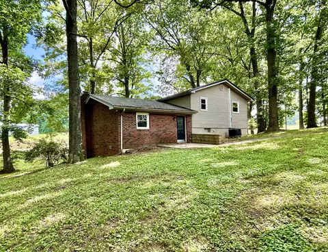 Exterior - 2395 Highway 452, Eubank, KY 42567 photo 4 of 6