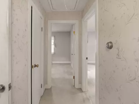 Entry Way - 376 E French Ave, Burnside, KY 42519 photo 4 of 5