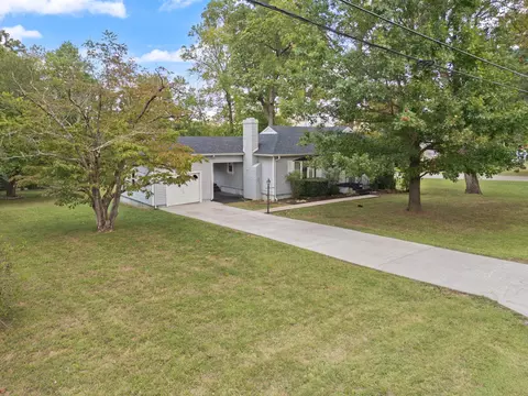 Exterior - 376 E French Ave, Burnside, KY 42519 photo 2 of 31