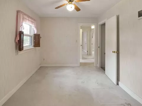 Bedroom - 376 E French Ave, Burnside, KY 42519 photo 1 of 10