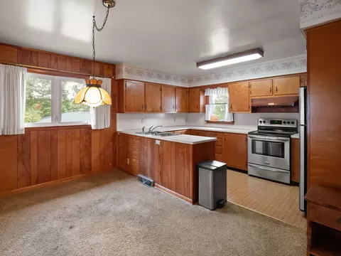 Kitchen - 376 E French Ave, Burnside, KY 42519 photo 1 of 3