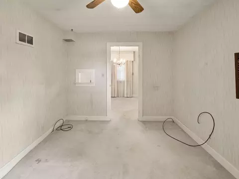 Bedroom - 376 E French Ave, Burnside, KY 42519 photo 2 of 10