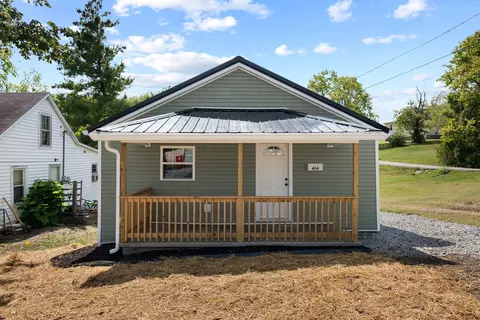 404 Goddard St, Harrodsburg, KY 40330