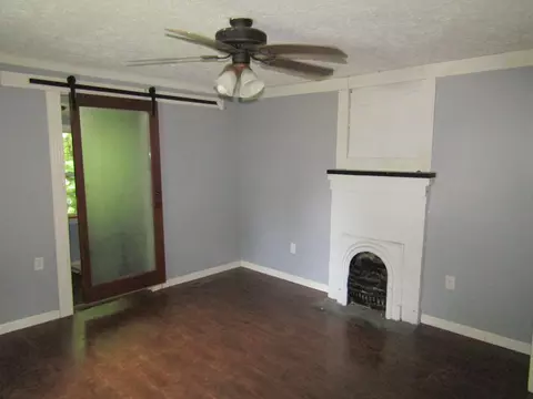Living - 27 Charter Oaks Dr, Gray, KY 40734 photo 7 of 8