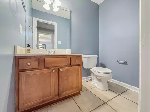 Bath - 102 Wharton Ct, Georgetown, KY 40324 photo 1 of 4