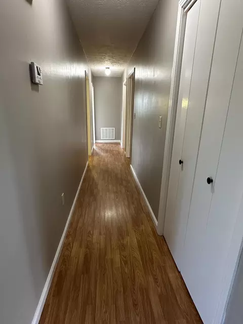 Entry Way - 107 Rogers Ln, Faubush, KY 42544 photo 1 of 2