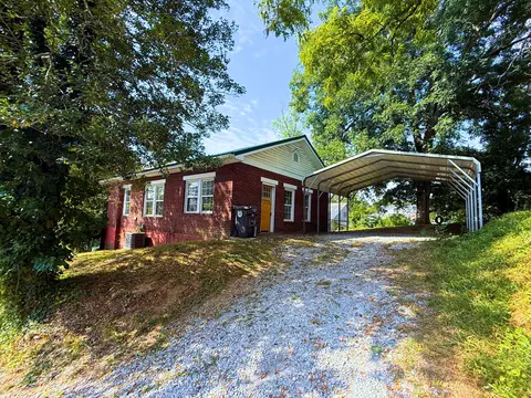 502 W 3rd St, Corbin, KY 40701