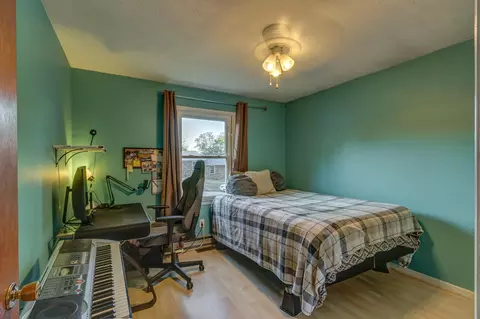 Bedroom - 319 Thacker Dr, Wilmore, KY 40390 photo 3 of 4