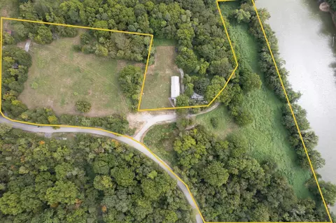 1174 River Rd, Nicholasville, KY 40356