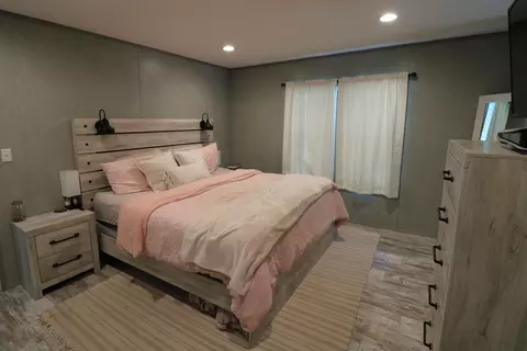 Bedroom - 11 Stella Ln, Eubank, KY 42567 photo 1 of 5