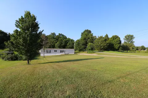 Exterior - 11 Stella Ln, Eubank, KY 42567 photo 3 of 6