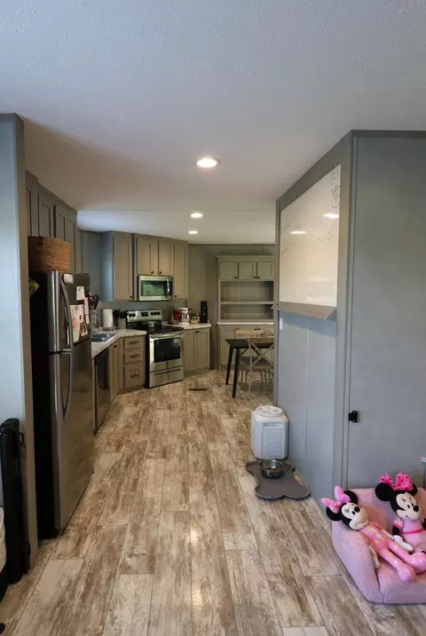 Kitchen - 11 Stella Ln, Eubank, KY 42567 photo 1 of 5