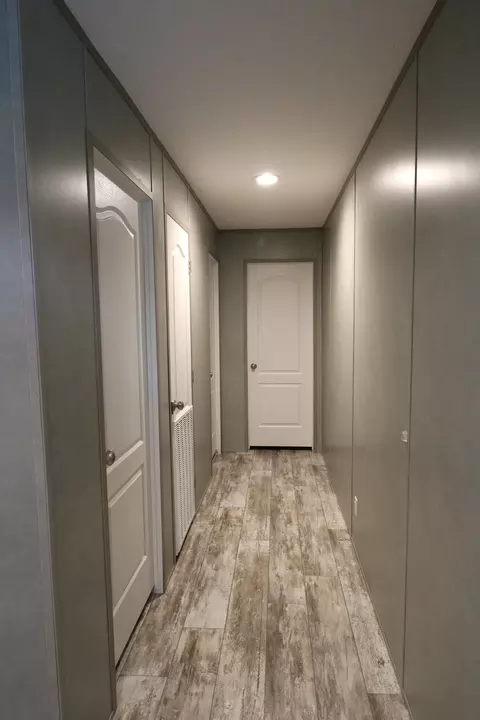 Entry Way - 11 Stella Ln, Eubank, KY 42567 photo 1 of 1