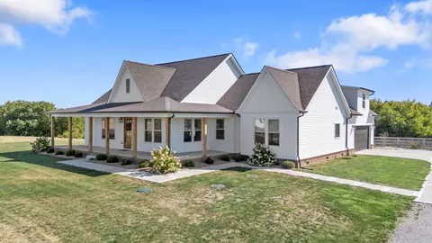 329 Ml Crk Mdws Dr, Cynthiana, KY 41031