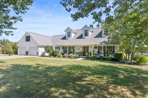 1332 Pine Meadows Dr, Lawrenceburg, KY 40342