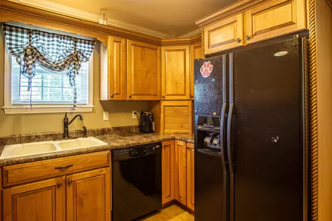 Kitchen - 2005 Ky 1629, Corbin, KY 40701 photo 4 of 4