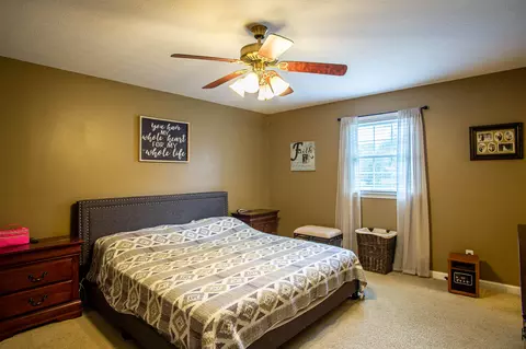 Bedroom - 2005 Ky 1629, Corbin, KY 40701 photo 2 of 4