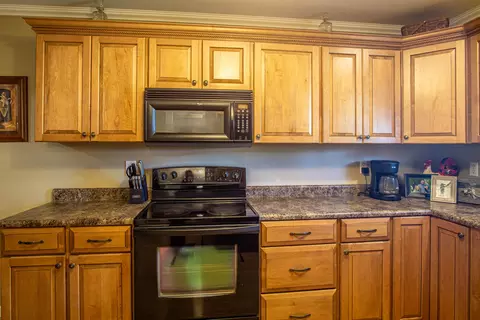 Kitchen - 2005 Ky 1629, Corbin, KY 40701 photo 3 of 4