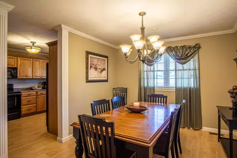Dining - 2005 Ky 1629, Corbin, KY 40701 photo 2 of 2