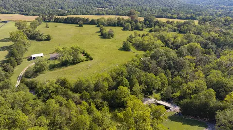 202 Gene Gray Rd, Monticello, KY 42633