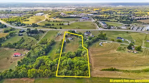 2491 Oxford Village Ln, Georgetown, KY 40324