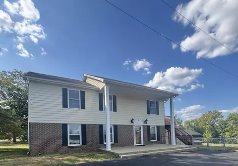 4090 Old Frankfort Pike, Versailles, KY 40383