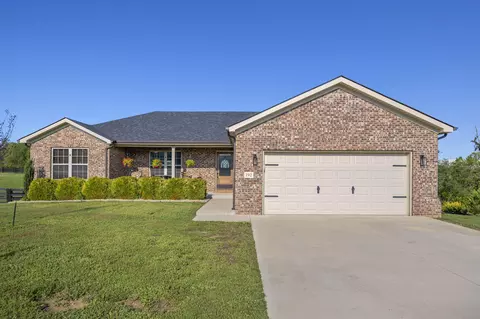 192 Page Dr, Richmond, KY 40475