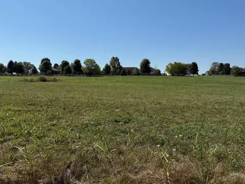 320 Dorton Dr, Lancaster, KY 40444