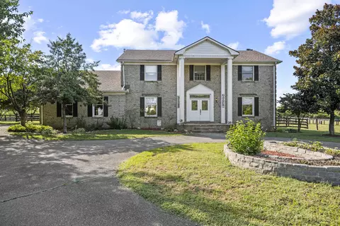 2610 Hume Bedford Rd, Lexington, KY 40511