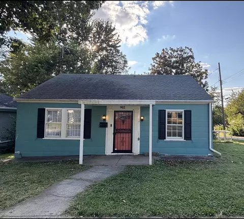 902 Brown Ave, Shelbyville, KY 40065